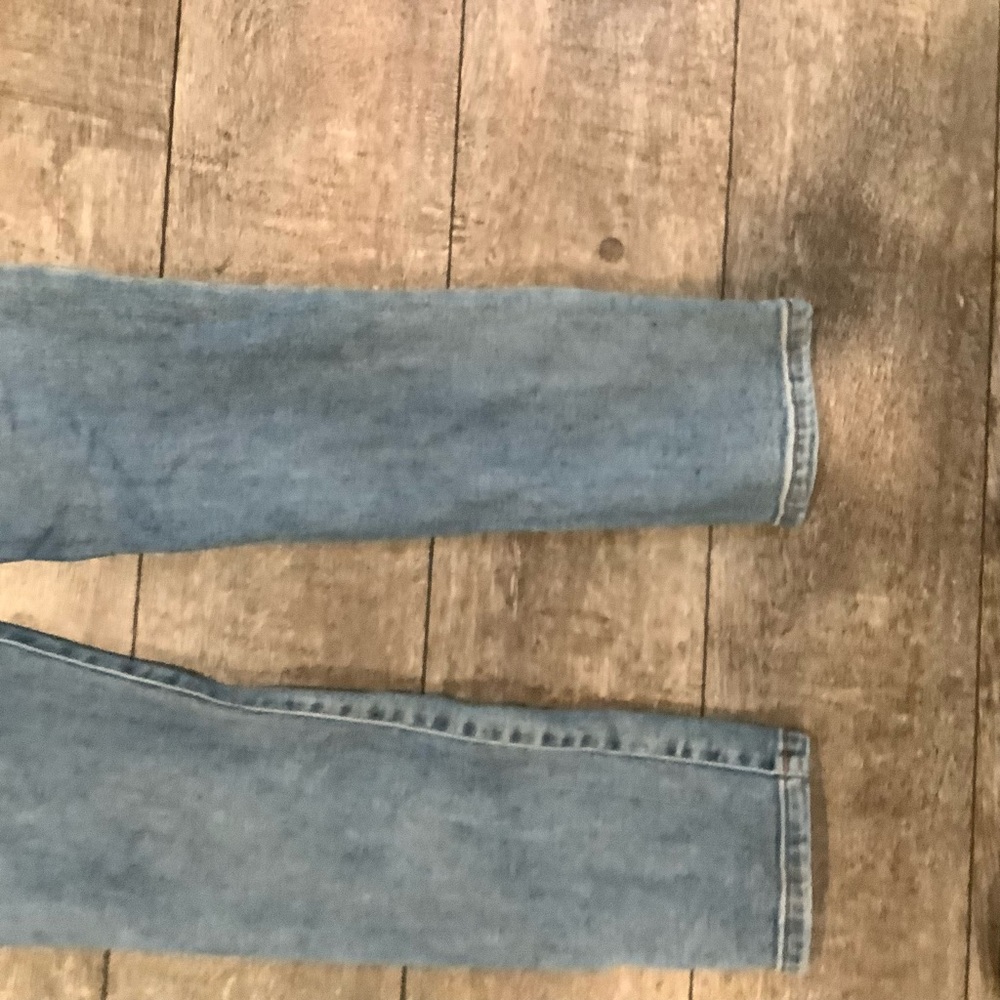 Forever 21 Light Blue Straight Leg Jeans - Picture 9 of 9